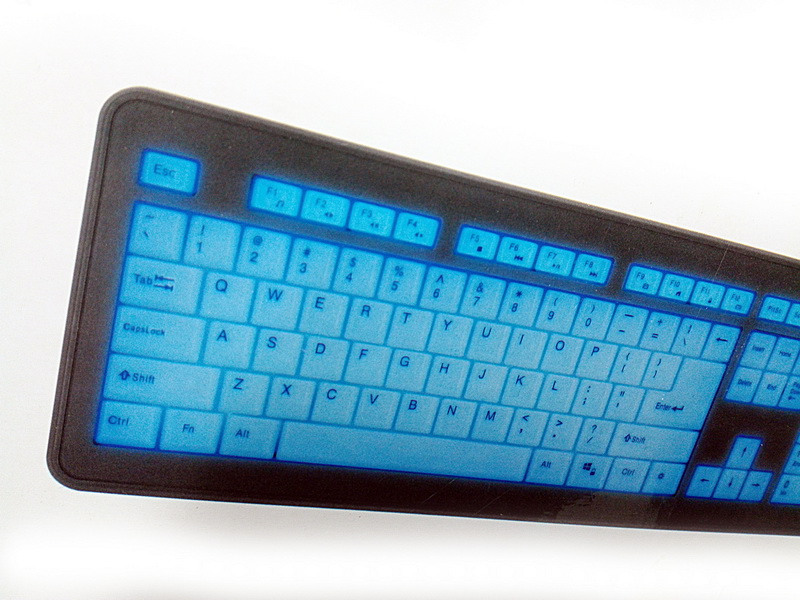 teclado ordenador led ngs ordenador informatica funciona plastico 2_3x15_5x45_5 1u